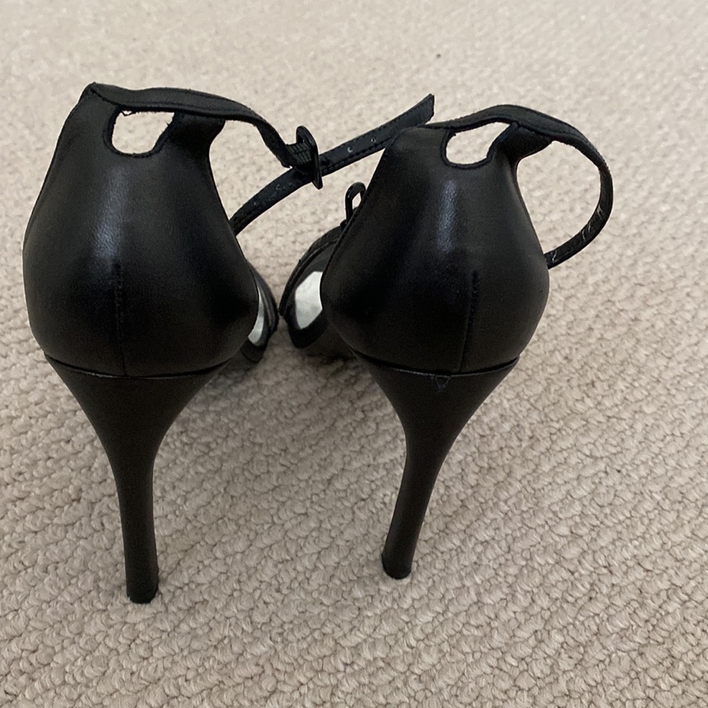 STUART WEITZMAN Nudistsong Ankle Strap Sandal - Picture 3 of 8